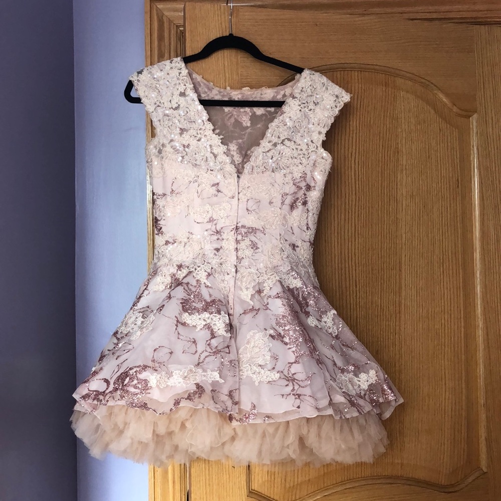 Dress - Picture 4 of 8